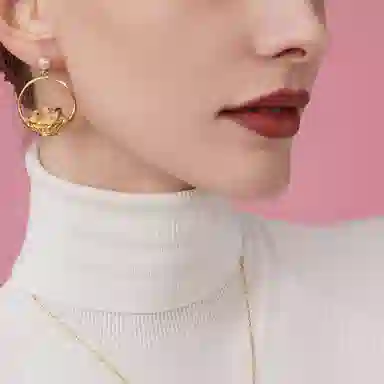 CHARFEN CHIC