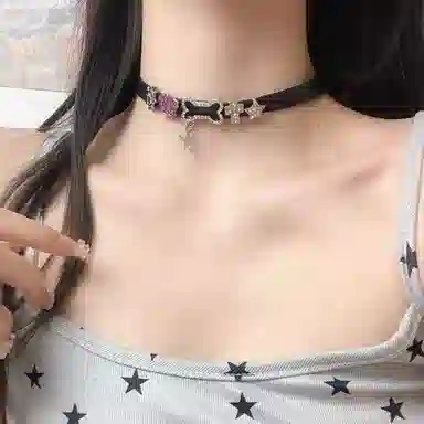 DVNRR choker y2k
