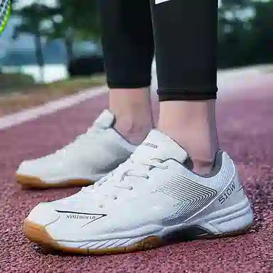 酷丁 网布超纤皮 专业运动时尚 防滑耐磨抗冲击透气轻便 低帮 羽毛球鞋 男女同款