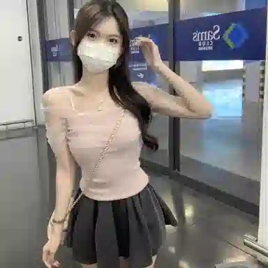 aimilian T