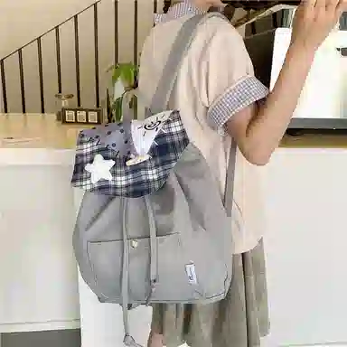 蔻蒂熊 高颜值时尚高中生书包女孩外出休闲旅行小背包初中生出游包大学生斜挎包 尼龙布 双肩包 常规 灰色/黑色