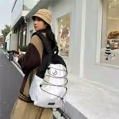 蔻蒂熊 书包百搭女小清新高颜值大容量个性设计拼色 涤纶 双肩包 常规 青少年 黑色/绿色/蓝色/棕色
