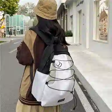 蔻蒂熊 书包百搭女小清新高颜值大容量个性设计拼色 涤纶 双肩包 常规 青少年 黑色/绿色/蓝色/棕色
