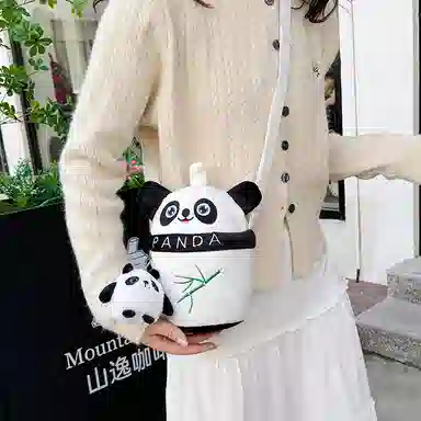 蔻蒂熊 稀奇古怪创意熊猫 可爱卡通 玩偶