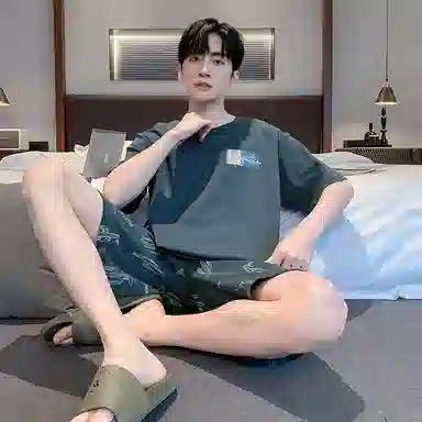 莫代尔 简约休闲透气圆领短袖上衣可外穿家居服五分裤睡衣套装 男款 孔雀绿