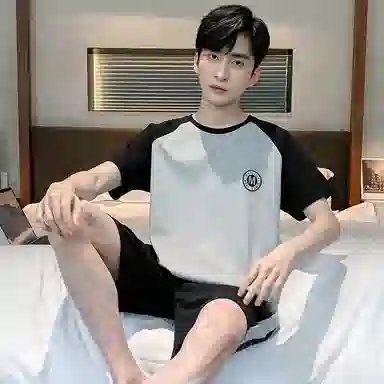 莫代尔 舒适透气亲肤细腻圆领套头短袖上衣柔软不易起球家居服可外穿五分裤睡衣套装 男款 黑色