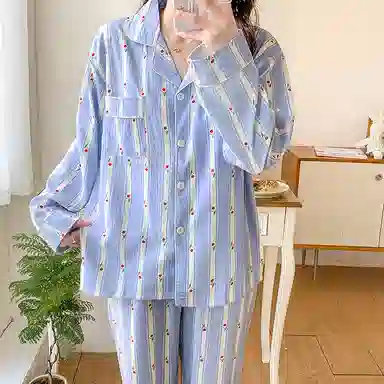 莫代尔 开衫翻领满印时尚甜美亲肤长袖长裤家居服可外穿睡衣套装 女款 浅蓝色