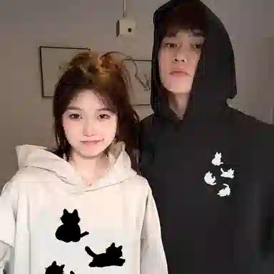 莫代尔 舒适亲肤潮流卡通时尚印花简约休闲连帽长袖可外穿打底衣 男女同款