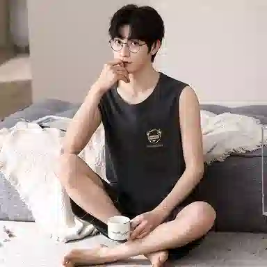 莫代尔 简约休闲舒适个性圆领套头时尚气质百搭柔软亲肤细腻背心短裤两件套家居服可外穿睡衣套装 男款