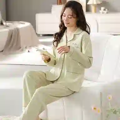 莫代尔 时尚舒适休闲纯色格纹居家翻领开衫长袖上衣双口袋松紧带长裤可外穿睡衣套装 女款 香槟色