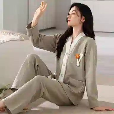 莫代尔 小清新保暖防寒透气舒适亲肤开衫长袖长裤家居服睡衣套装 女款 橄榄色