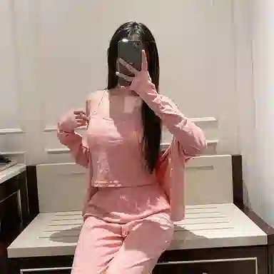 莫代尔 舒适亲肤带胸垫防凸点素色简约休闲韩版时尚家居服长袖长裤睡衣套装 女款