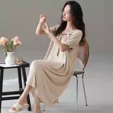 莫代尔 慵懒个性轻盈透气圆领套头休闲时尚气质百搭舒适柔软亲肤细腻家居裙短袖裙可外穿女士睡裙 女款