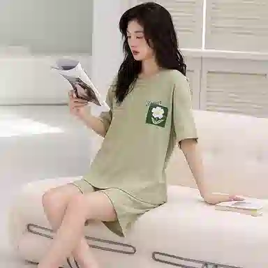 莫代尔 可外穿休闲时尚亲肤微弹圆领短袖春夏季睡衣套装 女款 绿色