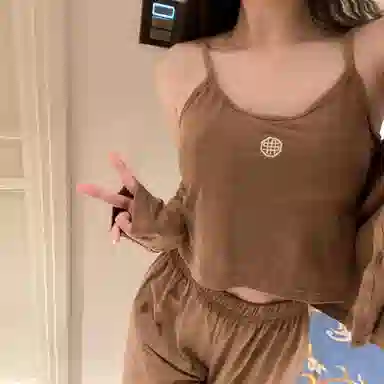 莫代尔 舒适亲肤带胸垫防凸点素色简约休闲韩版时尚家居服长袖长裤睡衣套装 女款