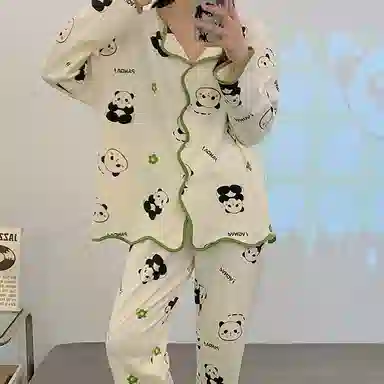 莫代尔 柔软亲肤卡通熊满印时尚长袖长裤开衫翻领家居服可外穿睡衣套装 女款 杏色