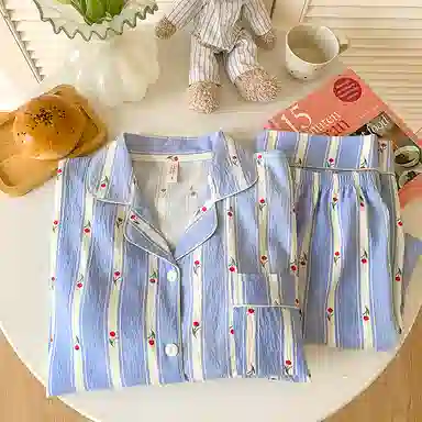 莫代尔 开衫翻领满印时尚甜美亲肤长袖长裤家居服可外穿睡衣套装 女款 浅蓝色