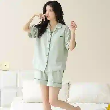 莫代尔 简约时尚纯色亲肤舒适翻领开衫短袖上衣松紧休闲可外穿三分裤睡衣套装 女款 果绿色