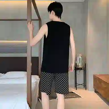 莫代尔 轻熟风气质时尚个性圆领套头舒适柔软亲肤细腻宽松休闲无束缚背心短裤可外穿家居服睡衣套装 男款