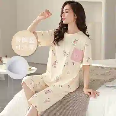 莫代尔 舒适亲肤柔软自带可拆卸胸垫防凸点细腻透气微弹耐磨吸汗短袖弹力裤腰不勒腹七分裤可居家休闲可外穿睡衣套装 女款 杏色