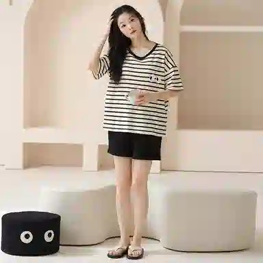 莫代尔 薄款抗菌防螨带胸垫防凸点条纹可外穿简约休闲睡衣套装 女款 杏色