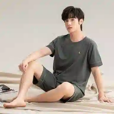 莫代尔 薄款抗菌防螨套头短袖五分裤家居服可外穿舒适简约睡衣套装 男款 橄榄绿