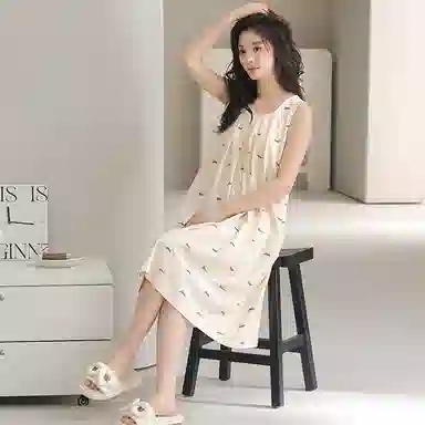 莫代尔 休闲简约圆领百搭亲肤透气带胸垫可外穿无袖睡裙 女款 杏色