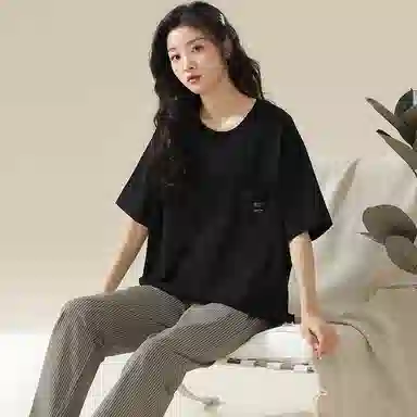 莫代尔 时尚简洁休闲套头宽松细腻柔软亲肤不易起球短袖长裤可外穿夏季睡衣套装 女款 黑色