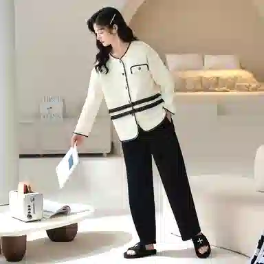 莫代尔 简约柔软细腻舒适蓄热开衫长袖弹力裤腰长裤休闲可外穿睡衣套装 女款 乳白色