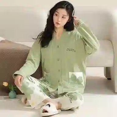 莫代尔 细腻耐磨轻盈透气带胸垫防凸点吸汗柔软舒适亲肤居家可外穿开衫长袖长裤睡衣套装 女款 淡绿色