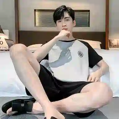 莫代尔 舒适透气亲肤细腻圆领套头短袖上衣柔软不易起球家居服可外穿五分裤睡衣套装 男款 黑色