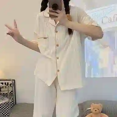 莫代尔 时尚亲肤纯色休闲细腻舒适翻领开衫百搭柔软短袖七分裤家居服可外穿睡衣套装 女款 杏色