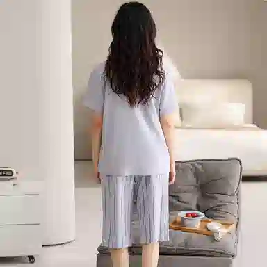 莫代尔 时尚亲肤气质百搭圆领套头舒适宽松柔软透气短袖七分裤可外穿夏季睡衣套装 女款 浅紫色