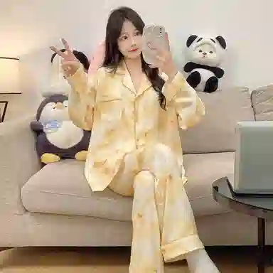 莫代尔 简约亲肤带胸垫防凸点翻领开衫长袖时尚可外穿长裤睡衣套装 女 杏色