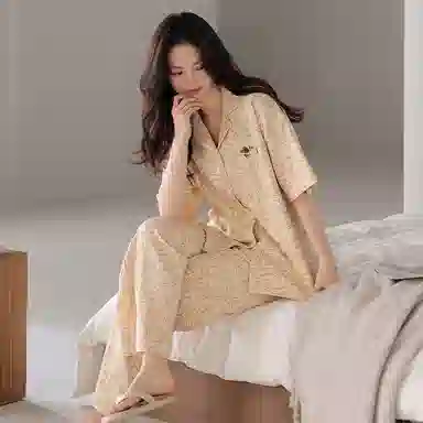 莫代尔 休闲简洁翻领开衫轻盈透气舒适柔软亲肤细腻无束缚短袖长裤家居服可外穿睡衣套装 女款