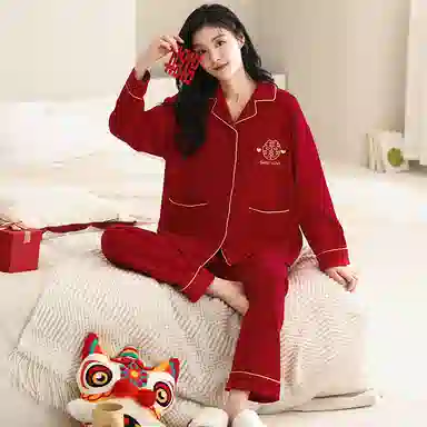 莫代尔 韩版亲肤舒适双口袋上衣休闲简约长袖长裤家居服可外穿睡衣套装 女款 猩红色