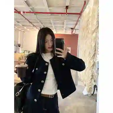 丝絮丝绸 纯色宽松适中圆领长袖截短外套 女款