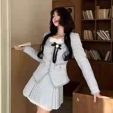 丝絮丝绸 法式千金感小香风方领短款长袖外套半身裙两件套裙装套装 女款