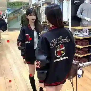 丝絮丝绸 美式复古学院风棒球服春秋小众夹克截短外套 女款