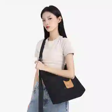 NOXXON Tote