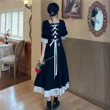 水中花 法式复古宫廷赫本风微胖女生苹果梨形身材多巴胺收腰显瘦绷带蕾丝高级感穿搭纯色简约短袖连衣裙 女款