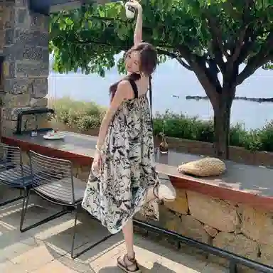 水中花 法式复古水墨画女夏季潮流时尚高级感海边度假小个子宽松显瘦气质裙子百搭舒适吊带连衣裙 女款 图片色