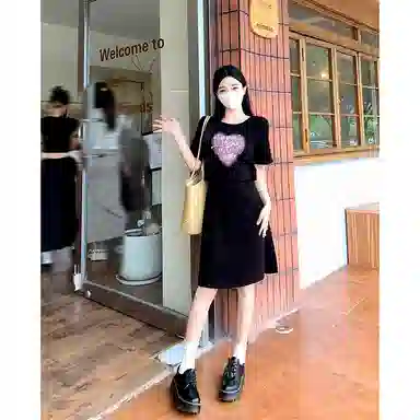 水中花 潮流舒适时尚百搭短袖连衣裙 女款