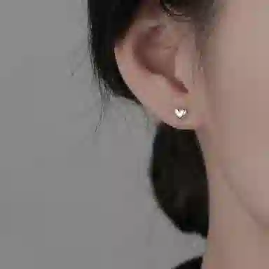 CUTE DAME 999