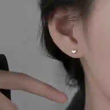 CUTE DAME 999