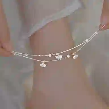 CUTE DAME 999