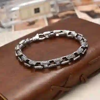 CUTE DAME 925