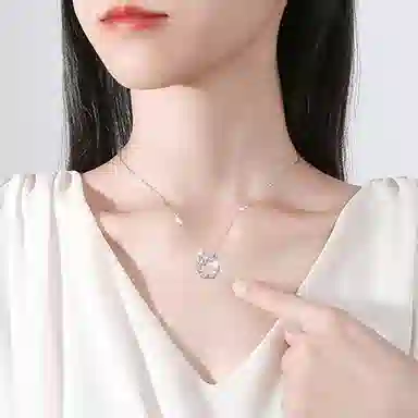 CUTE DAME 999