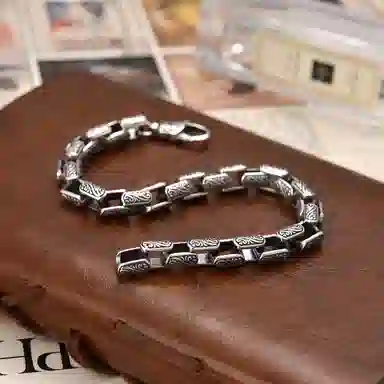 CUTE DAME 925