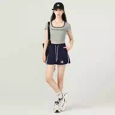 棉致 喵喵对话纯棉透气系带抽绳侧缝分割弧形摆围包边撞色设计感微宽松三分休闲短裤 女款